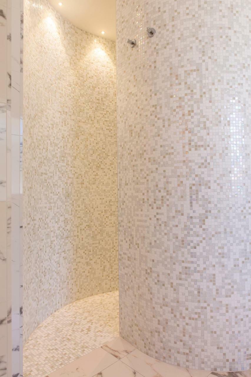 Aurum Suites Пескара Экстерьер фото