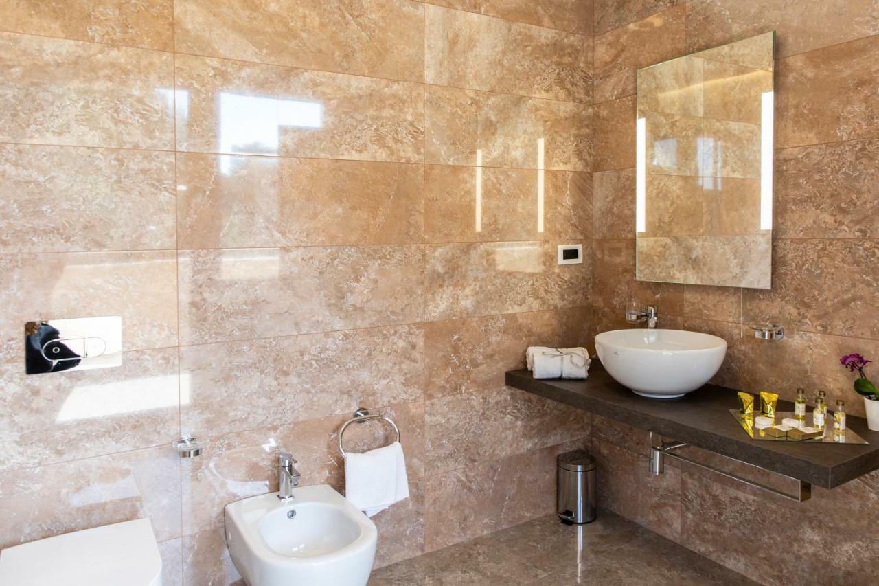 Aurum Suites Пескара Экстерьер фото