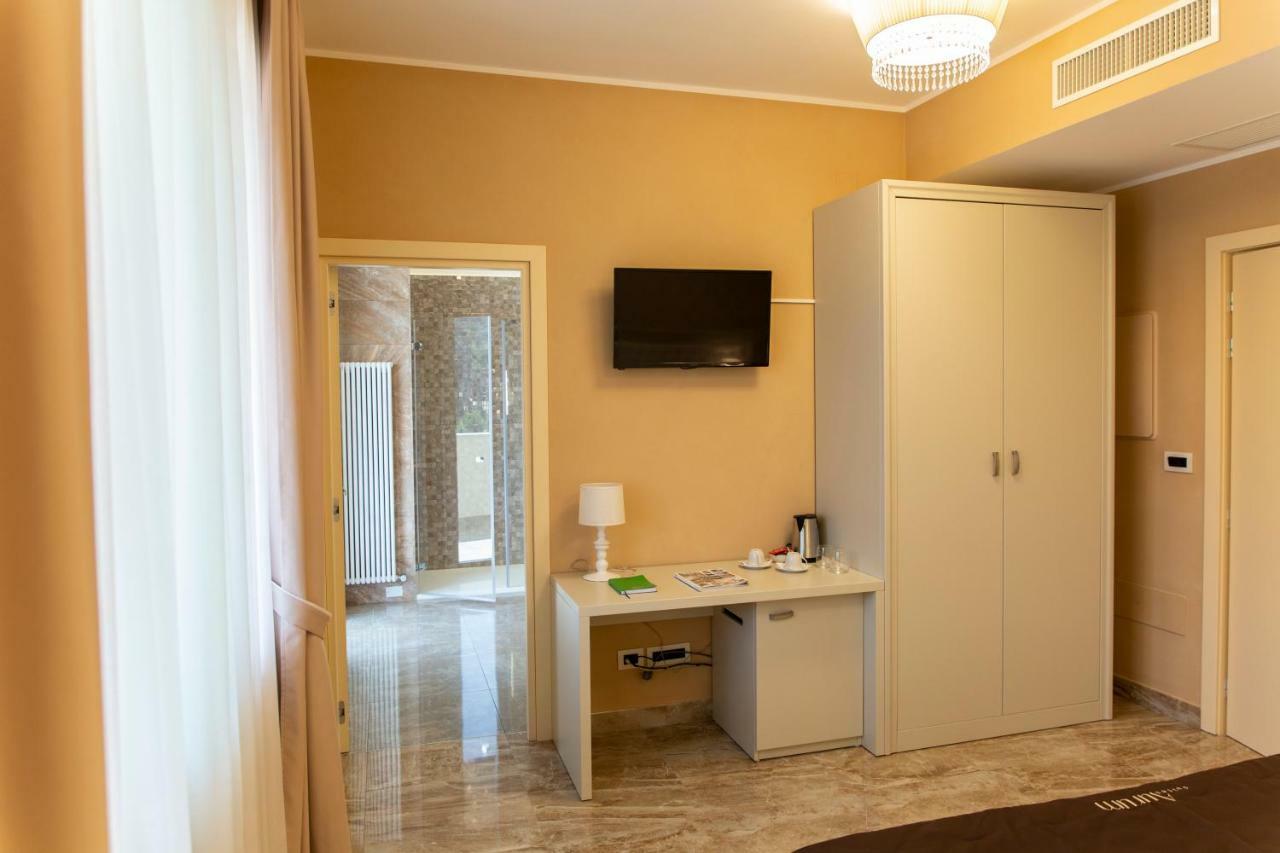 Aurum Suites Пескара Экстерьер фото