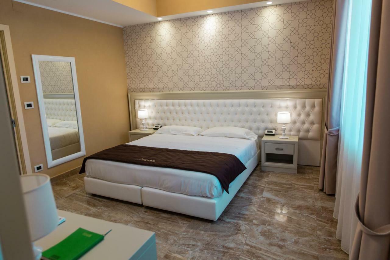 Aurum Suites Пескара Экстерьер фото